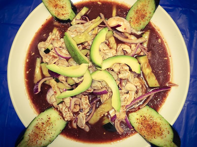 Mariscos Playa Escondida food